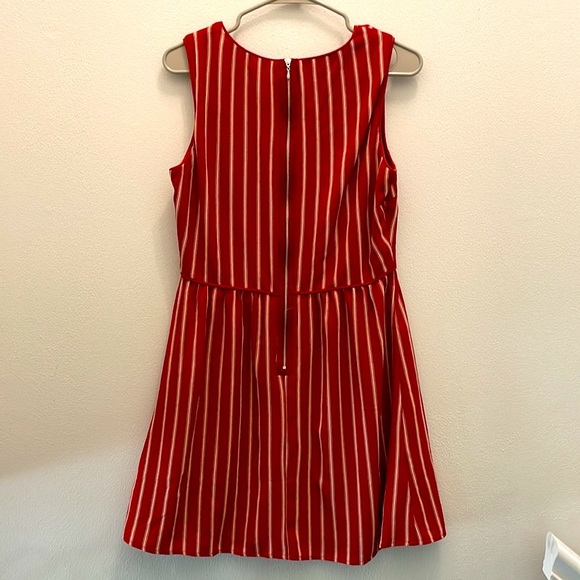 Red striped sleeveless dress - Picture 2 of 2